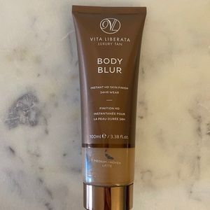COPY - Vita Liberata 24hr. Instant skin highlighting moisturizer.